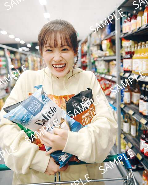 櫻坂46松田里奈1st写真集、12種の書店特典解禁 初公開の衣装も【まつり