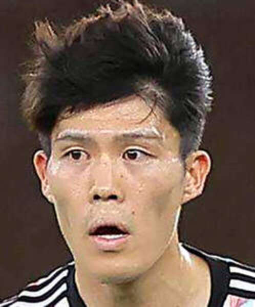 アヤックスでのプレー中の冨安健洋