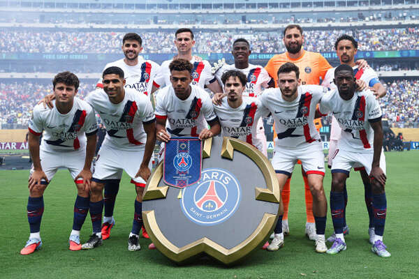欧州サッカー開幕 フランス史上初の3冠＆クラブW杯準優勝の