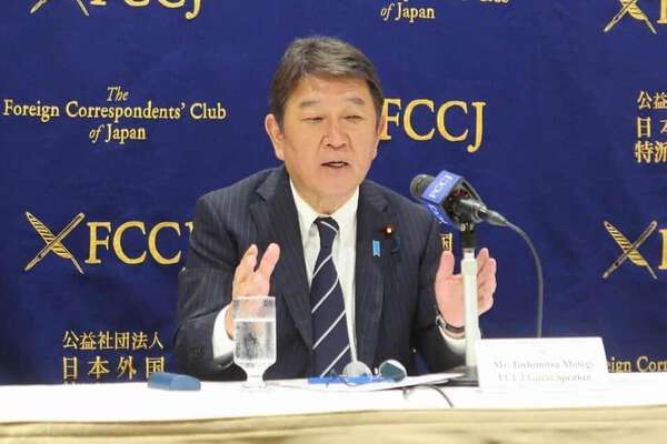 茂木敏充氏「子ども食堂」視察報告にブーイング 鈴木貴子議員「食べに