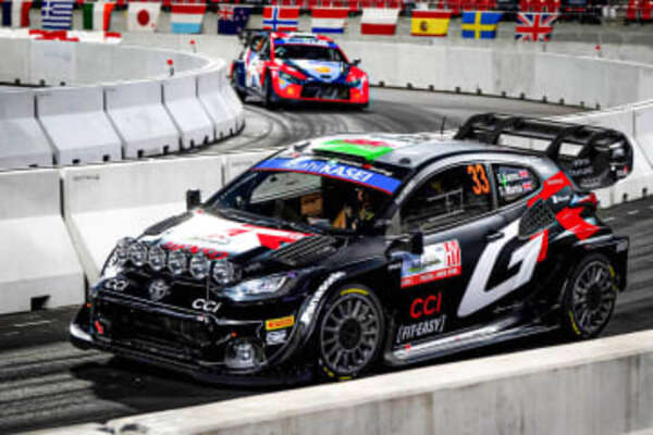 【超レア！】ヒョンデ ラリージャパン2022年優勝記念セット！サイン入カードも ヌービルのサイン入りグッズが当たる。ヒョンデ、ラリージャパン優勝