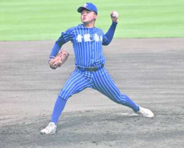 高校野球】昨夏Vの青藍泰斗が初戦敗退 甲子園では鮮やかブルーの