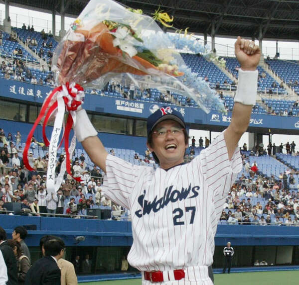 2005年4月24日】「眼鏡をかけた捕手」で大成 ヤクルト・古田敦也が通算