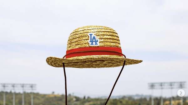 最高じゃん!!」「OMGGG」ドジャース×ONE PIECEの“コラボ麦わら帽子”に