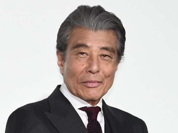 舘ひろし「ほとんど台本を読んだことがない」「3行以上のセリフは書く