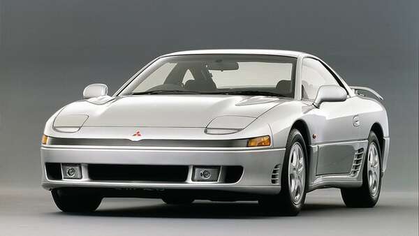 GTO（三菱/1990年）先進的な可変機能メカニズムでさまざまな走行状態に