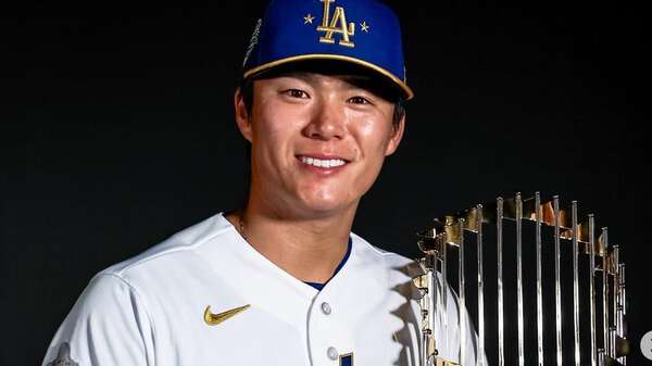 正規品山本由伸 漢字版 ドジャース ゴールドユニフォーム 新品 山本