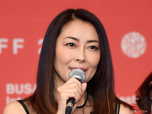 中山美穂4月22日お別れ会in東京国際フォーラム 参列者配布ポストカード 新品 中山美穂 「お別れの会」 4月22日(火) 東京国際フォーラム