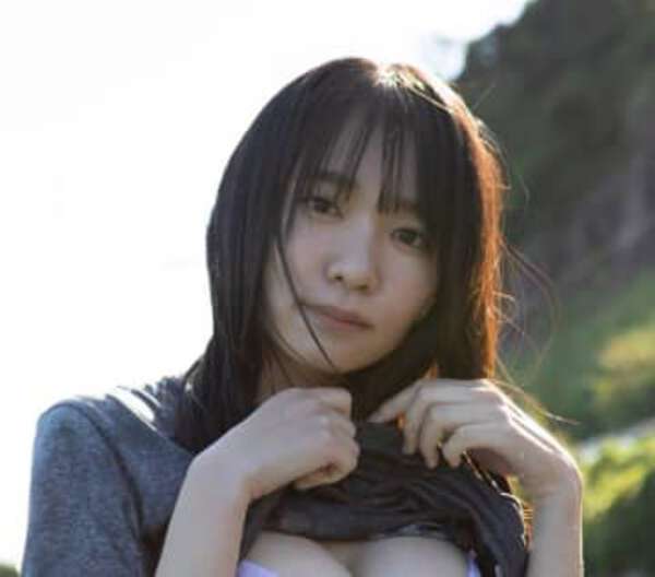 ひめもすオーケストラ・椿野ゆうこ 初写真集タイトルは「椿の色」素朴さとは裏腹な抜群スタイル披露|au Webポータルコネタニュース