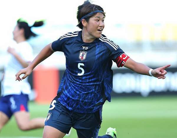 なでしこジャパン実使用球 2012年 サッカー】なでしこジャパンの支柱・澤穂希、現役引退を表明