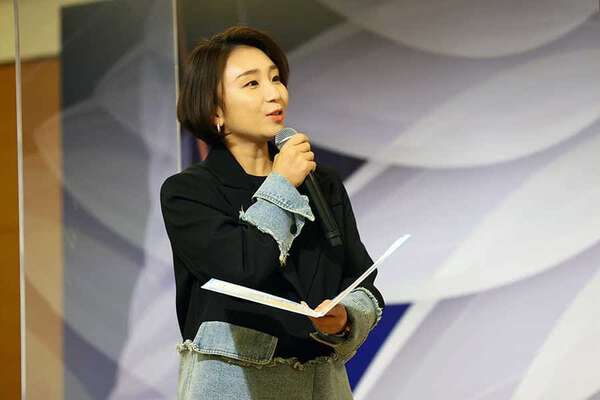 相撲の魅力を語る高橋成美さん