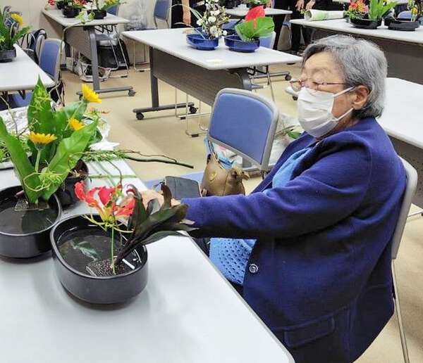 102歳の生け花教師が教えてくれる生きがいの楽しみ