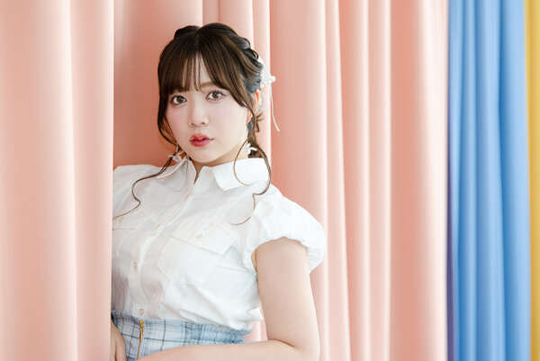 伊藤彩沙、20代ラストの写真集で見せた“大人の甘さ”「誰かの憧れになれ
