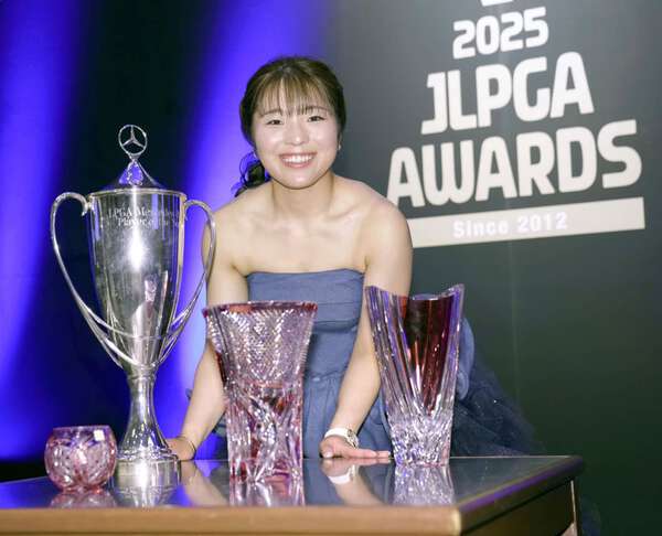 佐久間朱莉が個人3冠 ゴルフ|au Webポータルスポーツニュース