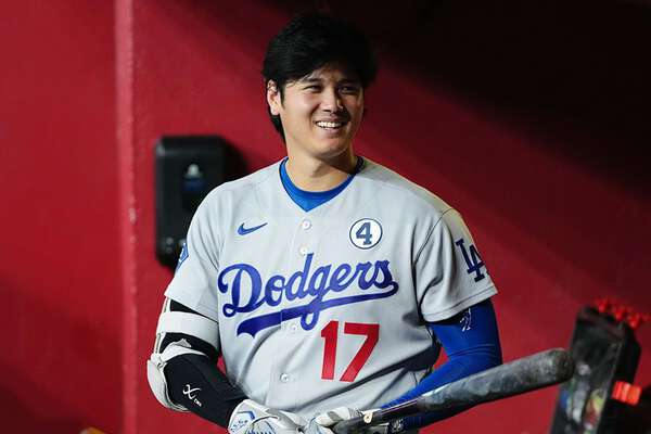 ド軍勝利後、大谷翔平が添えた同僚との“一瞬” 繋がる絆…流れを呼び込ん