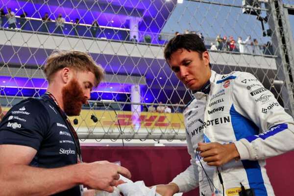 アルボンのコーチ、元カヌー選手の裏側