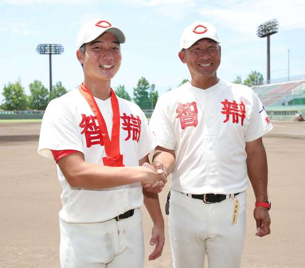 智弁和歌山 4番、キャッチャー・山田が4安打大暴れ 元阪神・中谷監督の