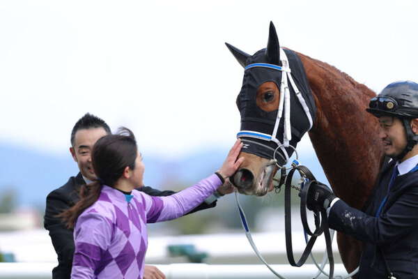 京都6R】今村聖奈が2026年の初勝利|au Webポータルスポーツニュース