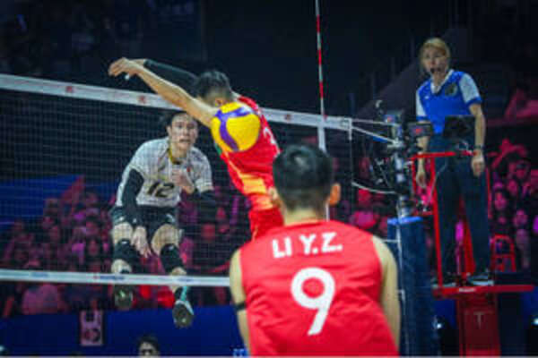 金色メダル Vリーグ男子バレーボール22-23シーズン優勝メダル バレー】日本男子、メダルに王手！ 中国に3―1逆転勝利 驚異の開幕