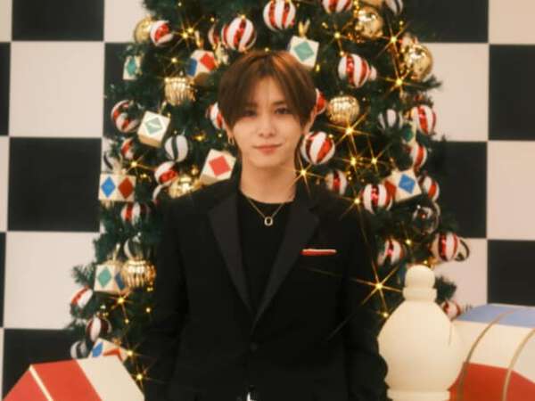 ツリーより涼介が輝いてて眩しい」山田涼介、イケメンショットに反響