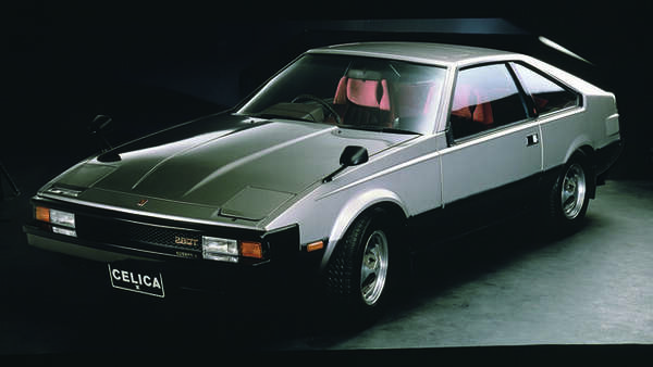 トヨタ「2代目セリカXX」（1981年）シャープな外観と高性能なエンジン