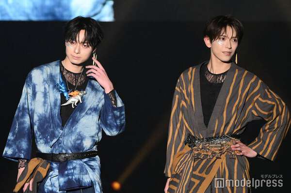 ACEes作間龍斗＆深田竜生、“駿河和染”⾐装纏い堂々ランウェイ 仲