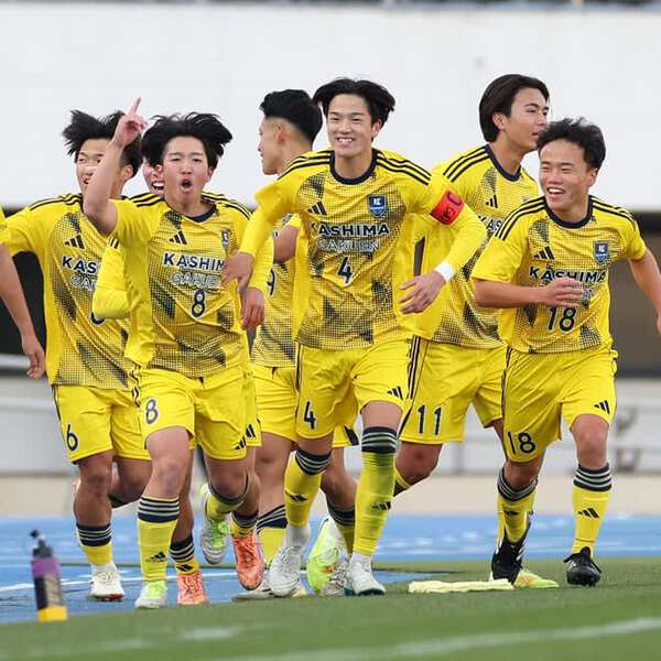 鹿島学園 ピステ 鹿島学園ピステXLサイズ - メルカリ