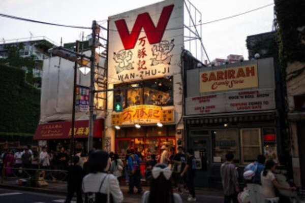 火災から復活、三軒茶屋の中華料理店「万豚記」がリニューアルオープン